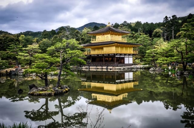 Giappone Hanami: Rail Adventure con Adrian